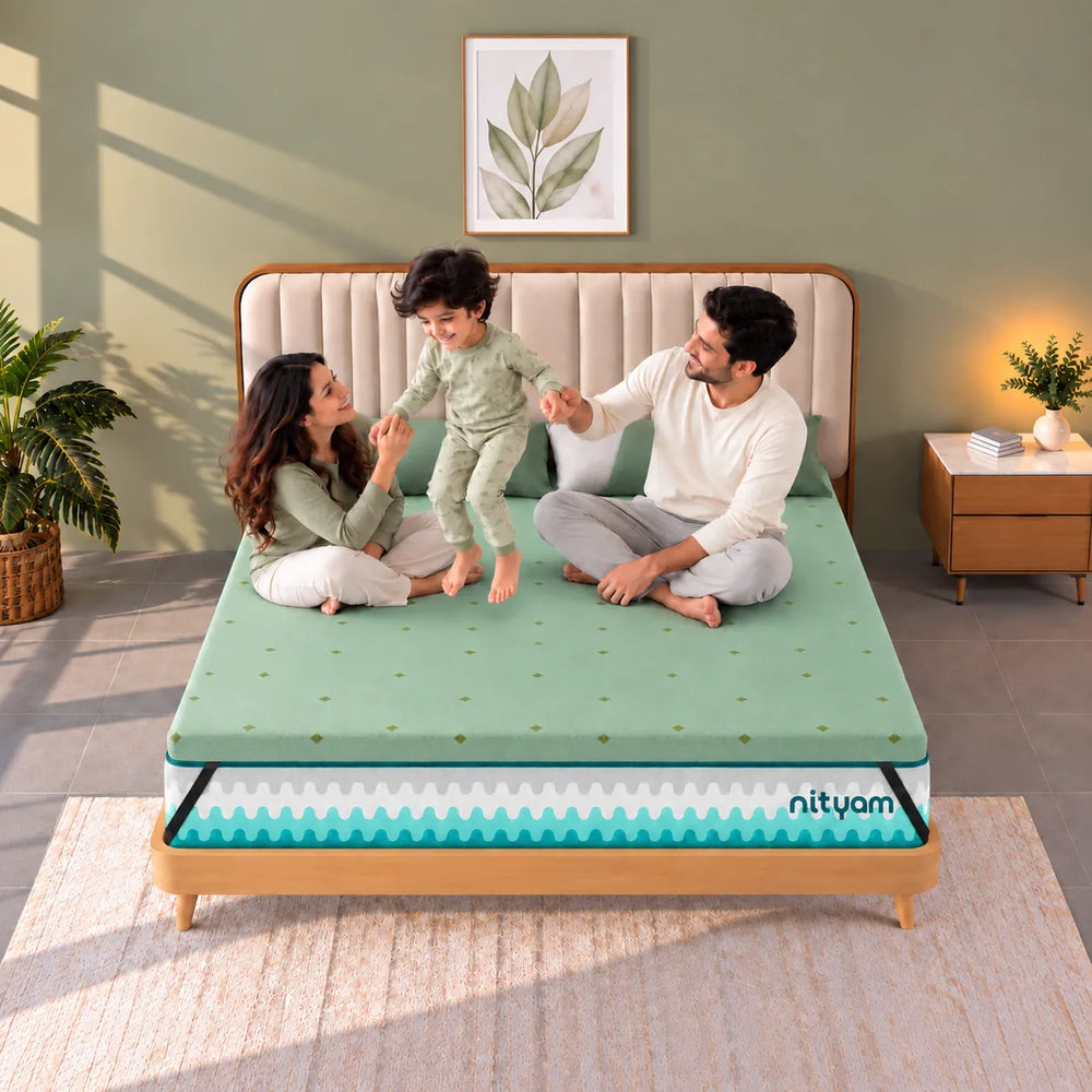 Verdia natural latex mattress topper by Nityam